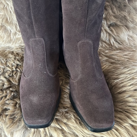 Davos Gomma Brown Suede Boots - Picture 3 of 6